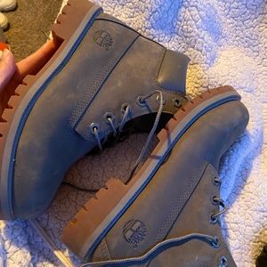 Grey Timberlands